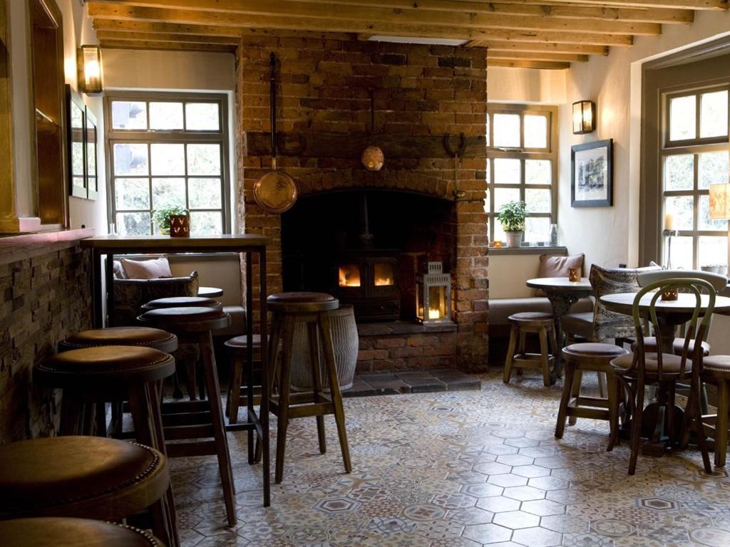 Burlton Inn Εξωτερικό φωτογραφία