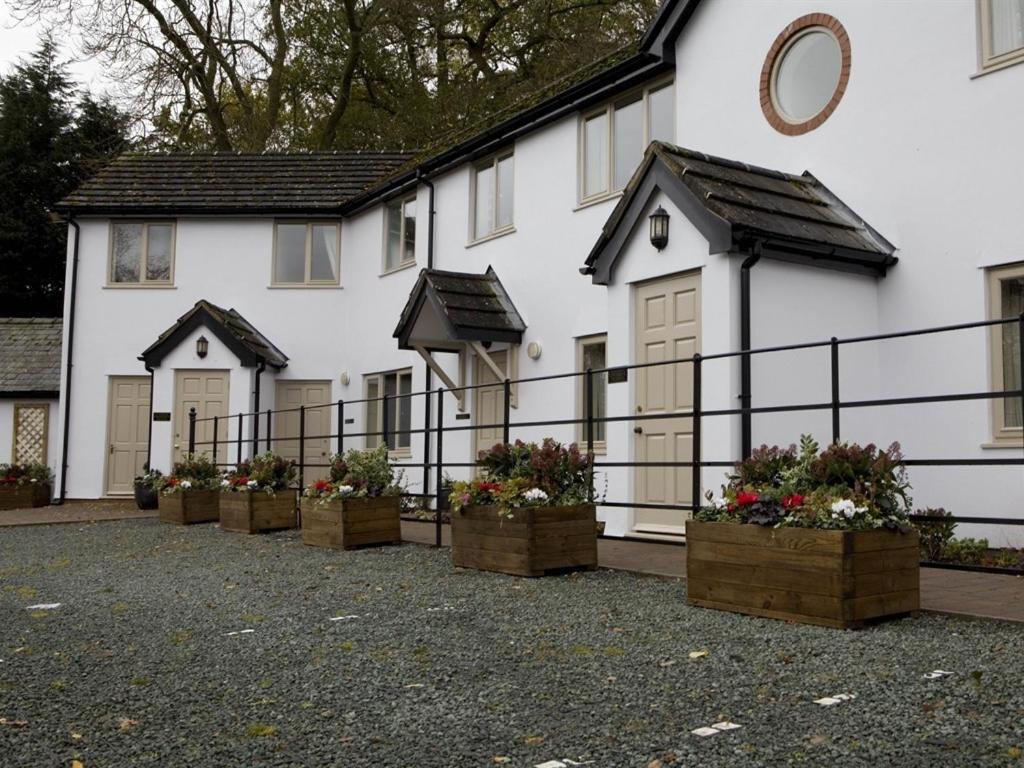 Burlton Inn Εξωτερικό φωτογραφία