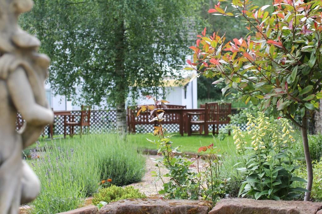 Burlton Inn Εξωτερικό φωτογραφία